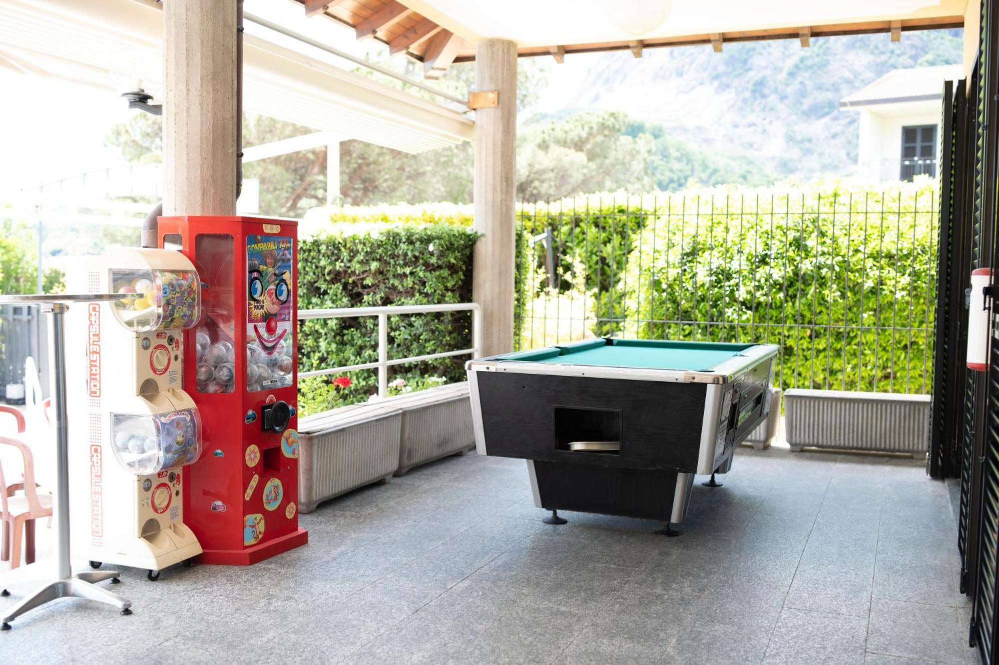 Camping Residence & Lodge Orchidea Baveno Bagian luar foto